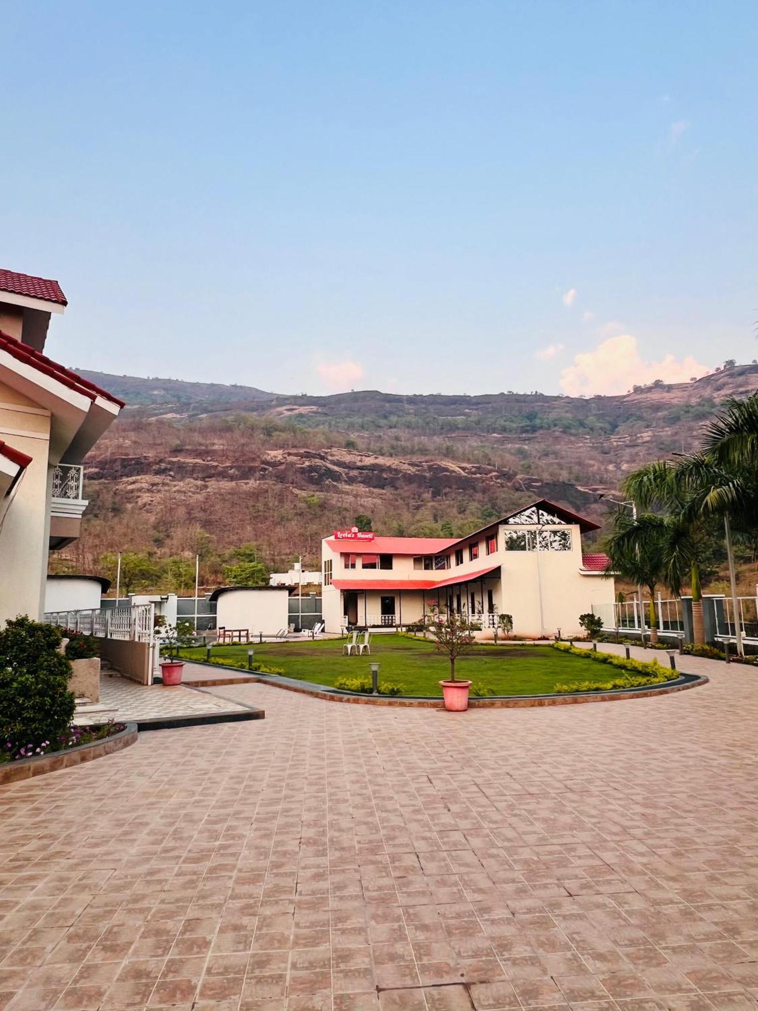 The Grand Leela Resort Khopoli Bagian luar foto